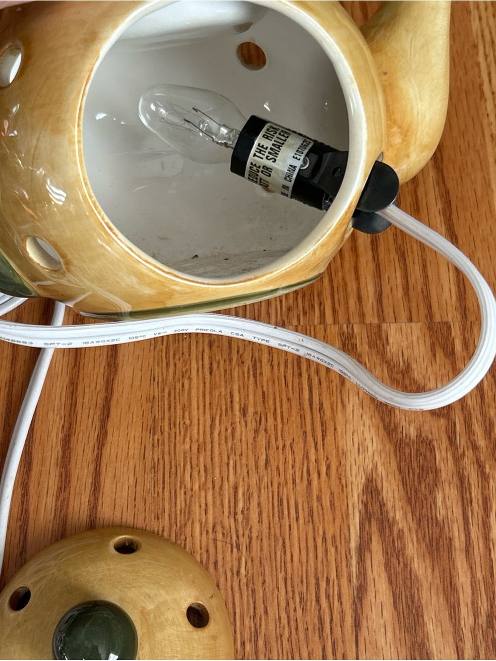 2 Piece Grape Vine Themed Home Decor Tea Pot Style Electric Candle Warmer Cozy - Picture 10 of 13
